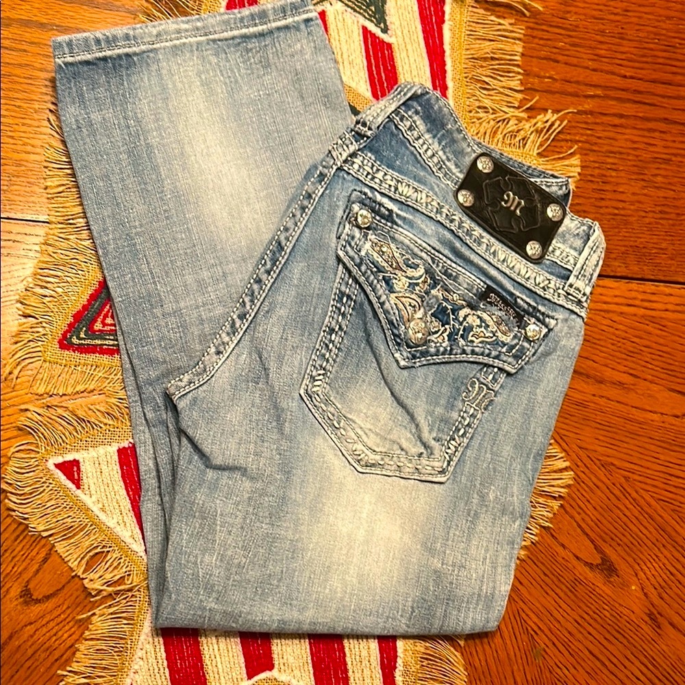 MISS ME⚜️Denim Capris with Black Leather & Silver Details Size 30 JW5824P